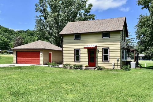 1240 Browns Ln, DAKOTA, MN, 55925-7122 | Card Image