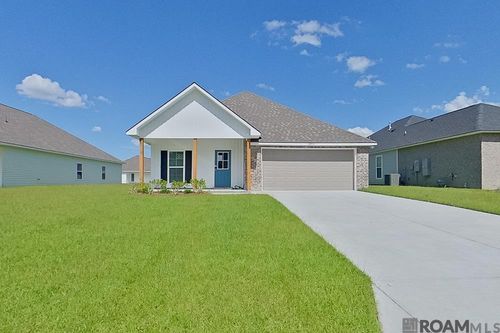 22858 Balsam Dr, Denham Springs, LA, 70726-8844 | Card Image
