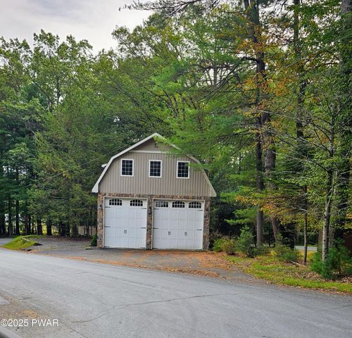 128 Lynns Hill Rd, Tafton, PA, 18464-7752 | Card Image