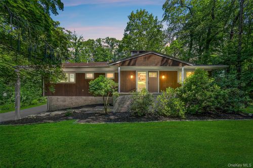 63 Fawn Hill Rd, Tuxedo Park, NY, 10987-3512 | Card Image