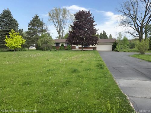 2310 Fred W Moore Hwy, Saint Clair, MI, 48079-4704 | Card Image