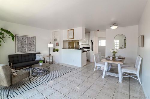 6-3870 37th St, San Diego, CA, 92105-2495 | Card Image