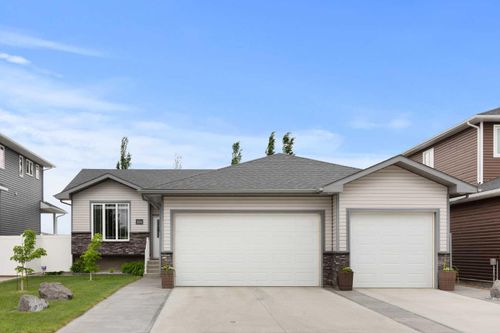 104 Somerside Way Se, Medicine Hat, AB, T1B0M2 | Card Image