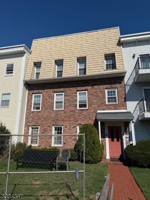 apt-i3-1004 Unicorn Way, Clifton, NJ, 07011-6005 | Card Image