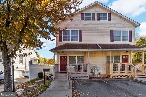 80 Larch Ave, New Brunswick, NJ, 08901-2869 | Card Image