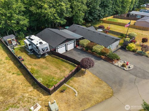 210 W Freedom Ln, Shelton, WA, 98584-7242 | Card Image