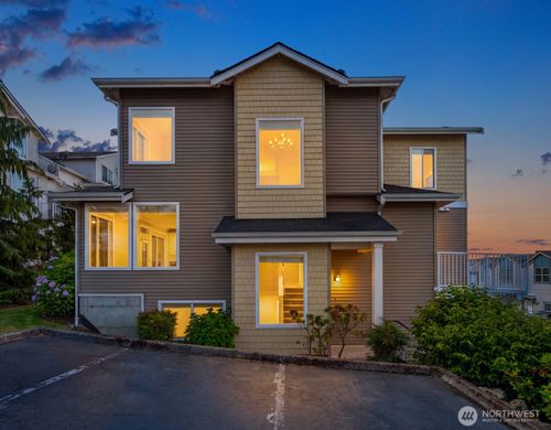 104-14624 1st Ln Ne, Duvall, WA, 98019-6454 | Card Image