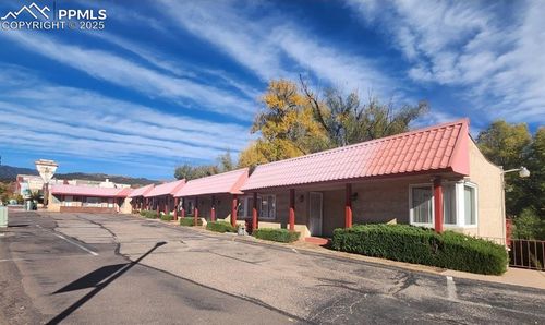 54 Manitou Ave, Manitou Springs, CO, 80829-2425 | Card Image