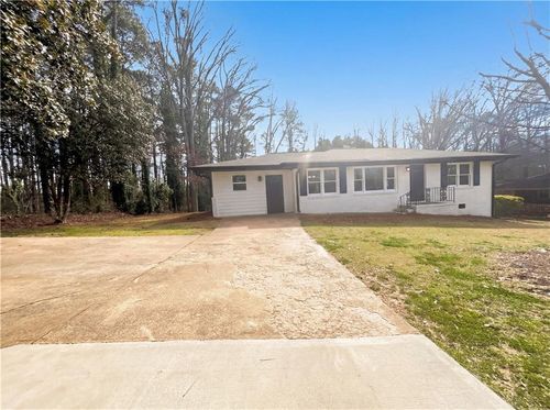 1325 Hidden Circle Dr, Sugar Hill, GA, 30518-4780 | Card Image