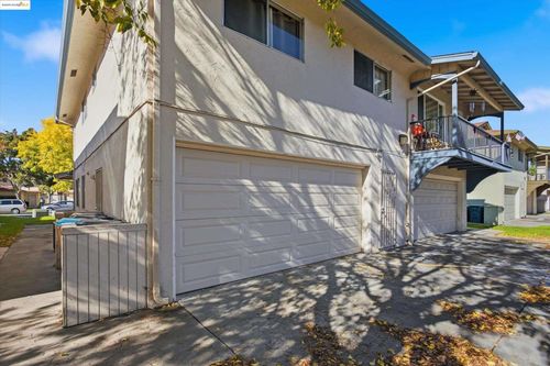 apt-3-2301 Peppertree Way, Antioch, CA, 94509-3332 | Card Image