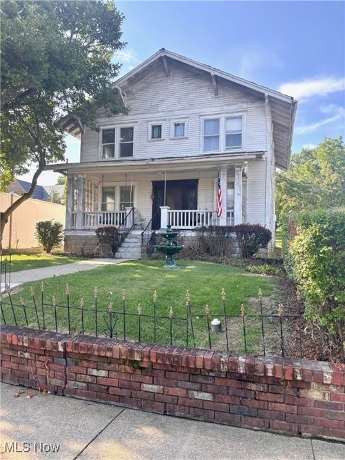 8 E Main St, New Concord, OH, 43762-1286 | Card Image