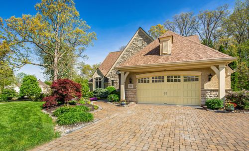 746 Matthews Brook Ln, Powell, OH, 43065-8348 | Card Image
