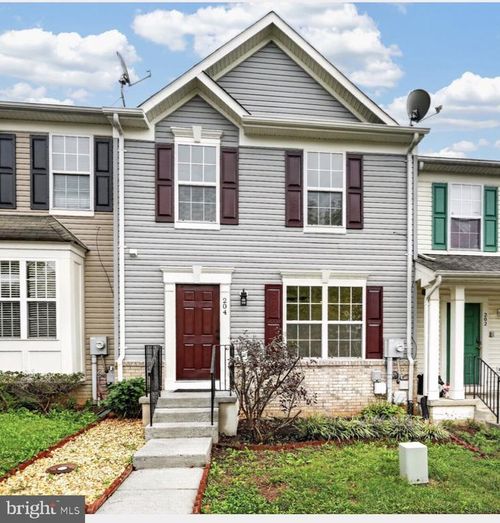 204 Cannon Ct, STRASBURG, VA, 22657-2194 | Card Image