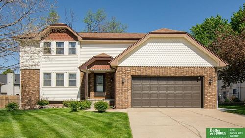 1002 N Beadle St, Papillion, NE, 68046-6005 | Card Image