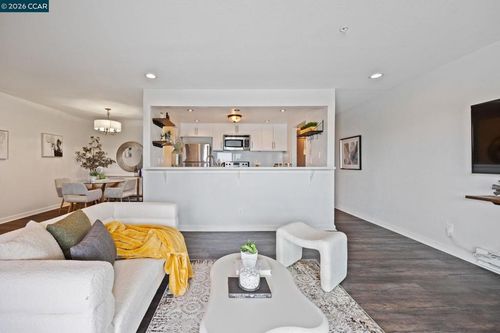 302-417 Evelyn Ave, Albany, CA, 94706-1357 | Card Image