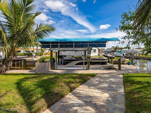 24536 Dolphin St, BONITA SPRINGS, FL, 34134-7103 | Card Image
