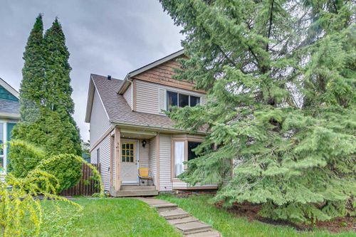 864 Queensland Dr Se, Calgary, AB, T2J6E6 | Card Image