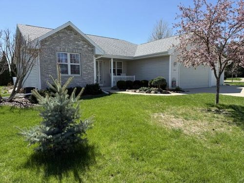 204 Wollet Drive, Fort Atkinson, WI, 53538 | Card Image