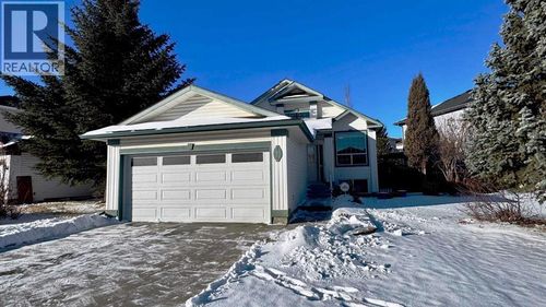 154 Bridlecreek Pk Sw, Calgary, AB, T2Y3N9 | Card Image