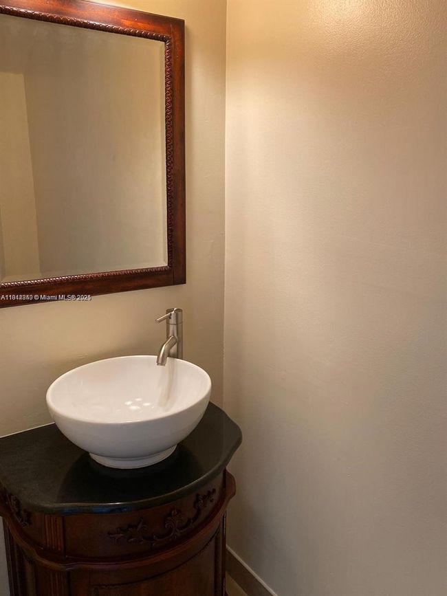 7 - 1390 Veracruz Ln, Townhouse with 2 bedrooms, 3 bathrooms and null parking in Weston FL | Image 7