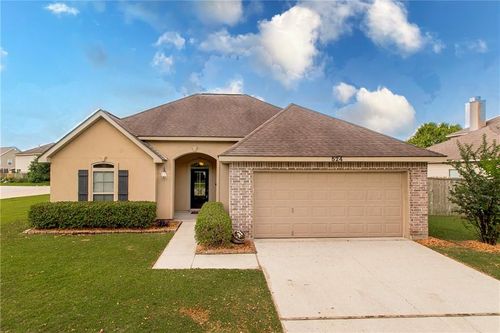 524 Jessica Way, Covington, LA, 70435-2511 | Card Image
