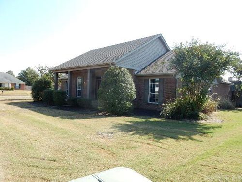 1400 Ashwood Drive, West Memphis, AR, 72301 | Card Image