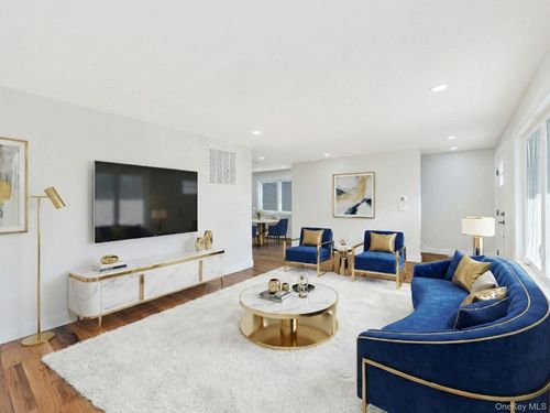 119 E Fulton Ave, Roosevelt, NY, 11575-2200 | Card Image