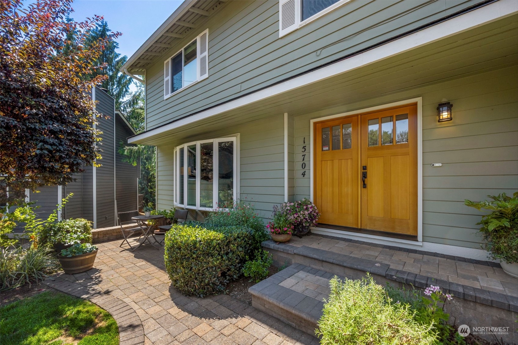 105th Ct, Redmond, WA 98052