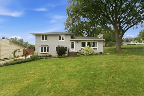 120 Spieker Road, Waterloo, IA, 50701 | Card Image