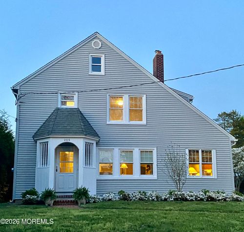 206 Monroe Ave, Spring Lake, NJ, 07762-1721 | Card Image