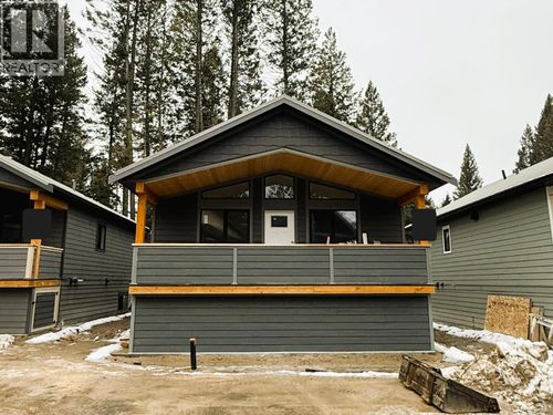 8-1938 Foxwood Trail, Windermere, BC, V0B2L2 | Card Image