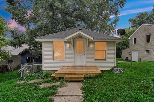 1502 Redwing Rd, Valparaiso, IN, 46383 | Card Image