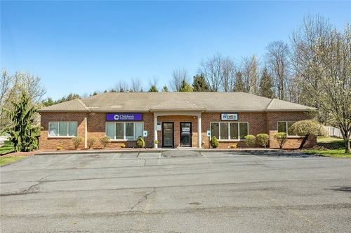 204 Spruce Dr, Slippery Rock, PA, 16057-1412 | Card Image