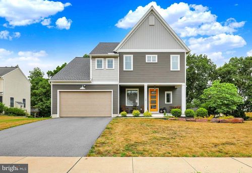 12 Thistle Ct, MYERSTOWN, PA, 17067-8806 | Card Image