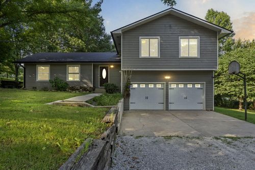 1028 S Nicholas Rd, Nixa, MO, 65714-7120 | Card Image