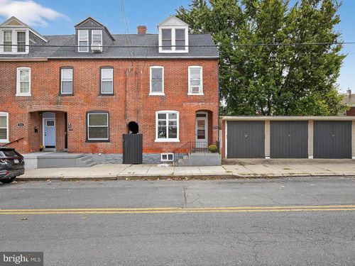 550 1st St, LANCASTER, PA, 17603-3651 | Card Image