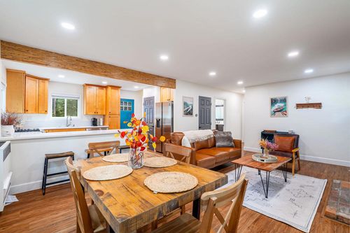 25402 Lodge Rd, Idyllwild, CA, 92549 | Card Image