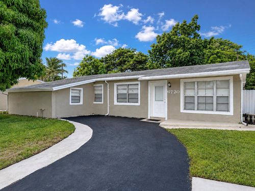 6720 Sw 17th Street Sw, North Lauderdale, FL, 33068 | Card Image