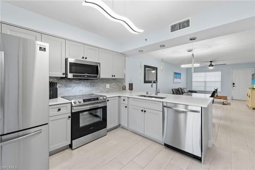 103-4975 Sandra Bay Dr, NAPLES, FL, 34109-2684 | Card Image