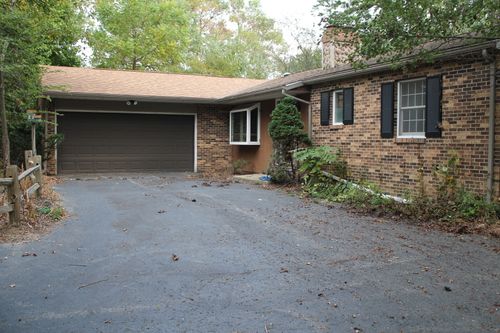 13279 Lovers Lane Rd, Princeton, IL, 61356-2582 | Card Image