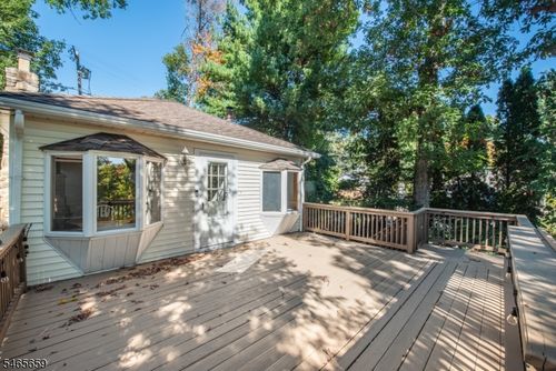 29 Lake Rd, Denville, NJ, 07834-2306 | Card Image