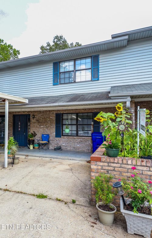 160 High Point Ln, Oak Ridge, TN, 37830-7970 | Card Image