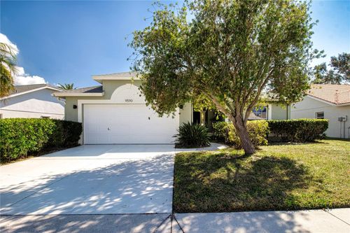 9590 Knightsbridge Cir, SARASOTA, FL, 34238-3236 | Card Image