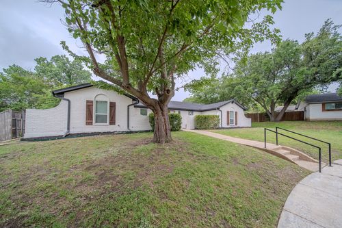 3505 Shady Brook Cir, Garland, TX, 75043-1611 | Card Image
