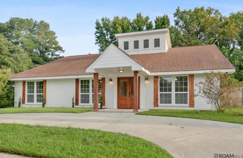 8591 Wakefield Ave, Baton Rouge, LA, 70806-7940 | Card Image