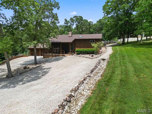 5563 E Anding Dr, Catawissa, MO, 63015-1827 | Card Image