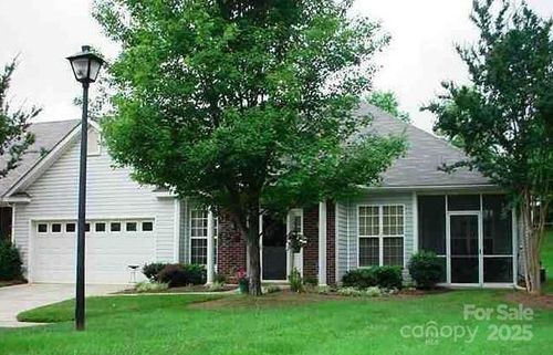 4492 Antelope Ln, Charlotte, NC, 28269-1559 | Card Image