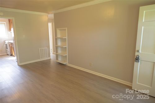 1913 Manteo Ct, Charlotte, NC, 28208-3824 | Card Image