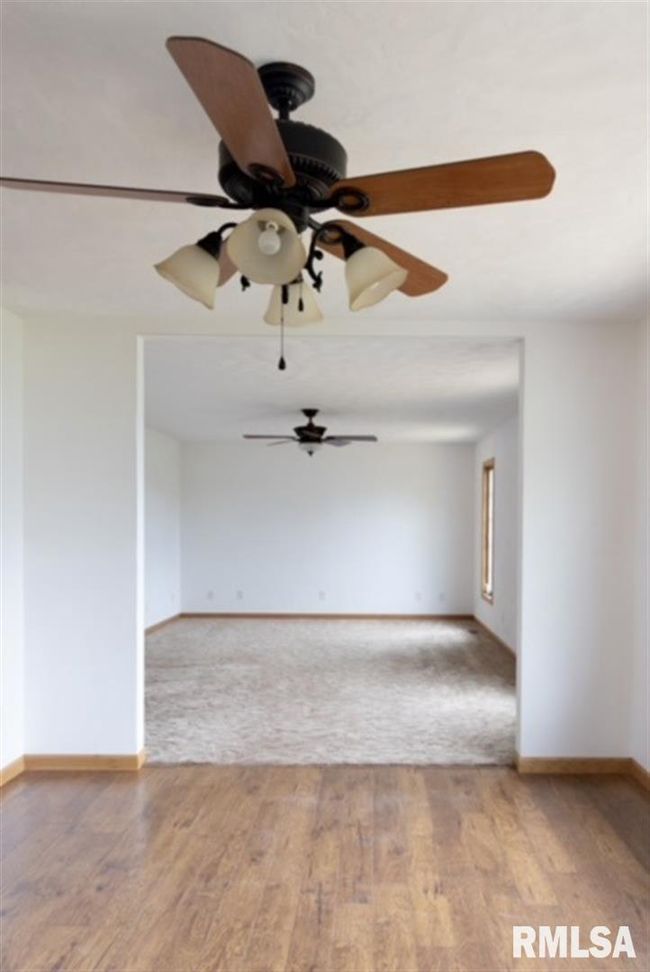 27605 Allens Grove Road, House other with 3 bedrooms, 4 bathrooms and null parking in Donahue IA | Image 5