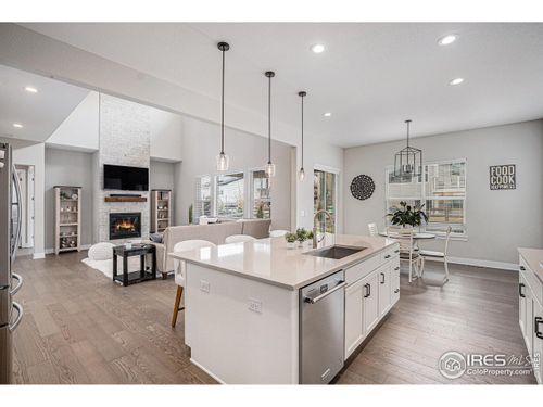6733 S Waterloo Ct, Aurora, CO, 80016-7595 | Card Image